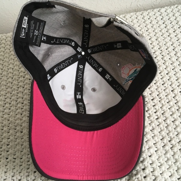 MIAMI DOLPHINS WOMAN'S CANCER SUPPORTING BASEBALL CAP - Picture 5 of 6